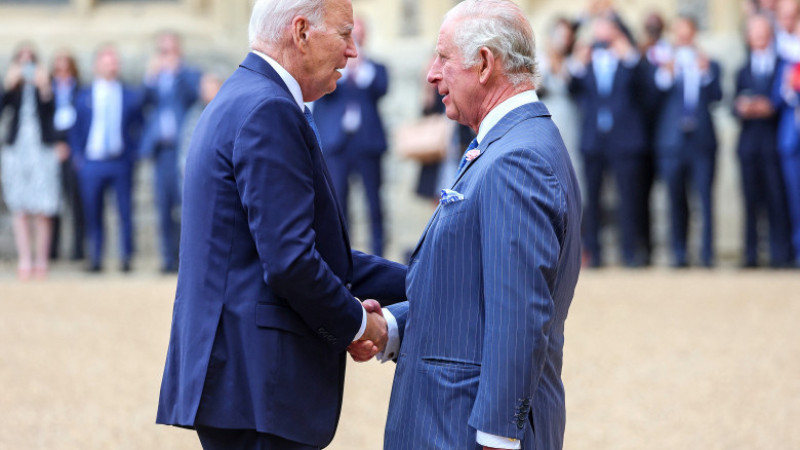 Photo of foto | Moment istoric: Joe Biden s-a întâlnit cu Regele Charles, la castelul Windsor